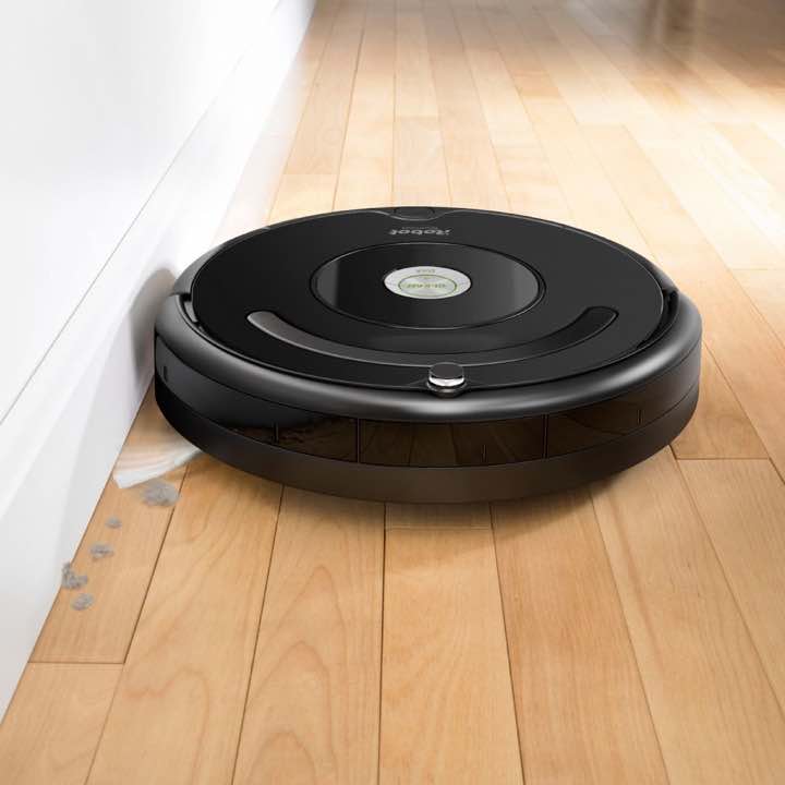 iRobot Roomba 675 edge sweeping brushes is able to sweep the edges and corners with ease