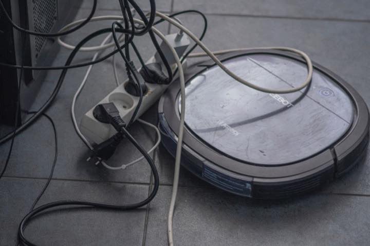 Robot Vacuum Faulty Wires Cables