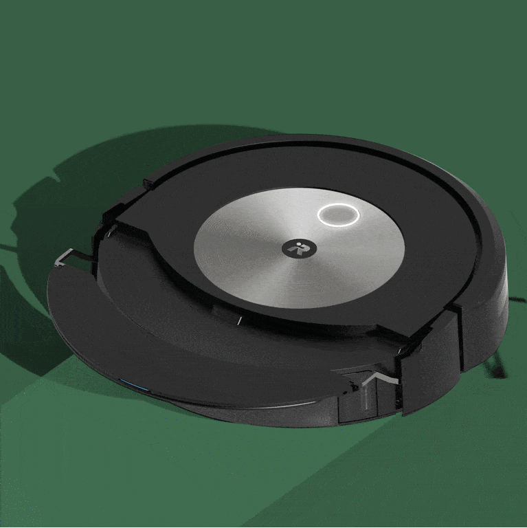 Roomba Combo j7+ Bottom with the Retractable Mop