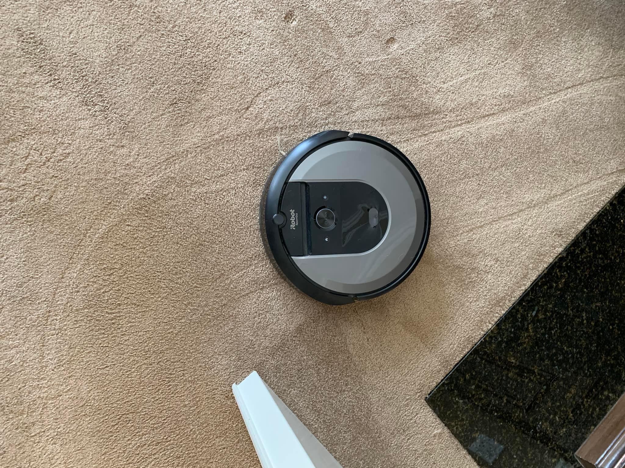 Full iRobot Roomba i8+ Review (Costco Exclusive) Life on AI